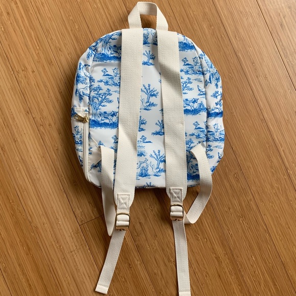 Small “State” Backpack - Picture 2 of 4